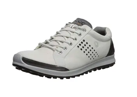 comfortable golf shoes